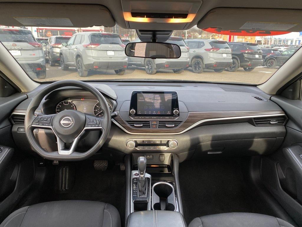2024 Nissan Altima SV FWD
