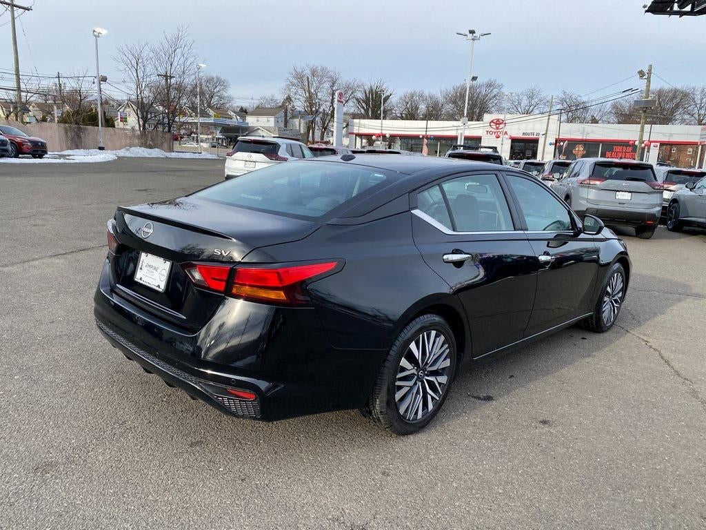 2024 Nissan Altima SV FWD