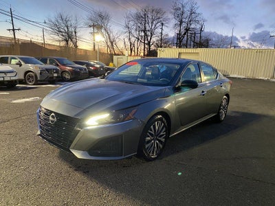 2024 Nissan Altima SV FWD