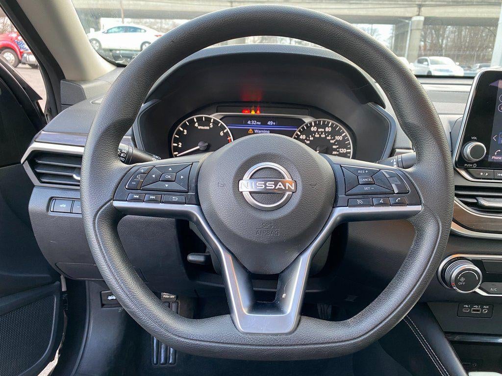 2023 Nissan Altima SV FWD