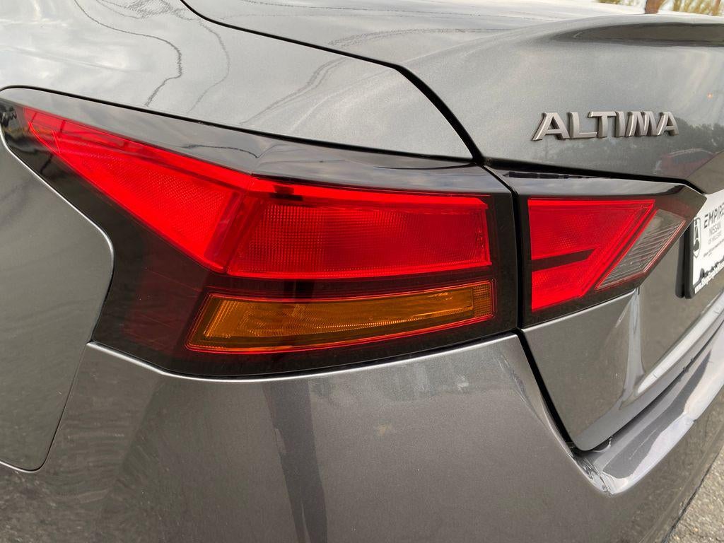 2023 Nissan Altima SV FWD