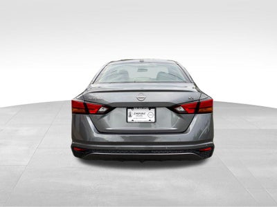 2023 Nissan Altima SV FWD