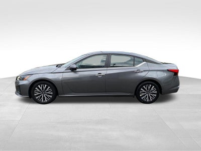 2023 Nissan Altima SV FWD