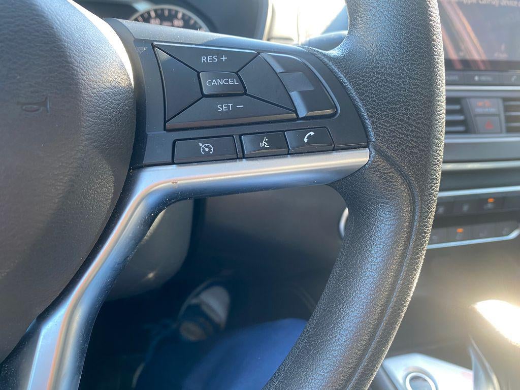 2023 Nissan Altima SV FWD