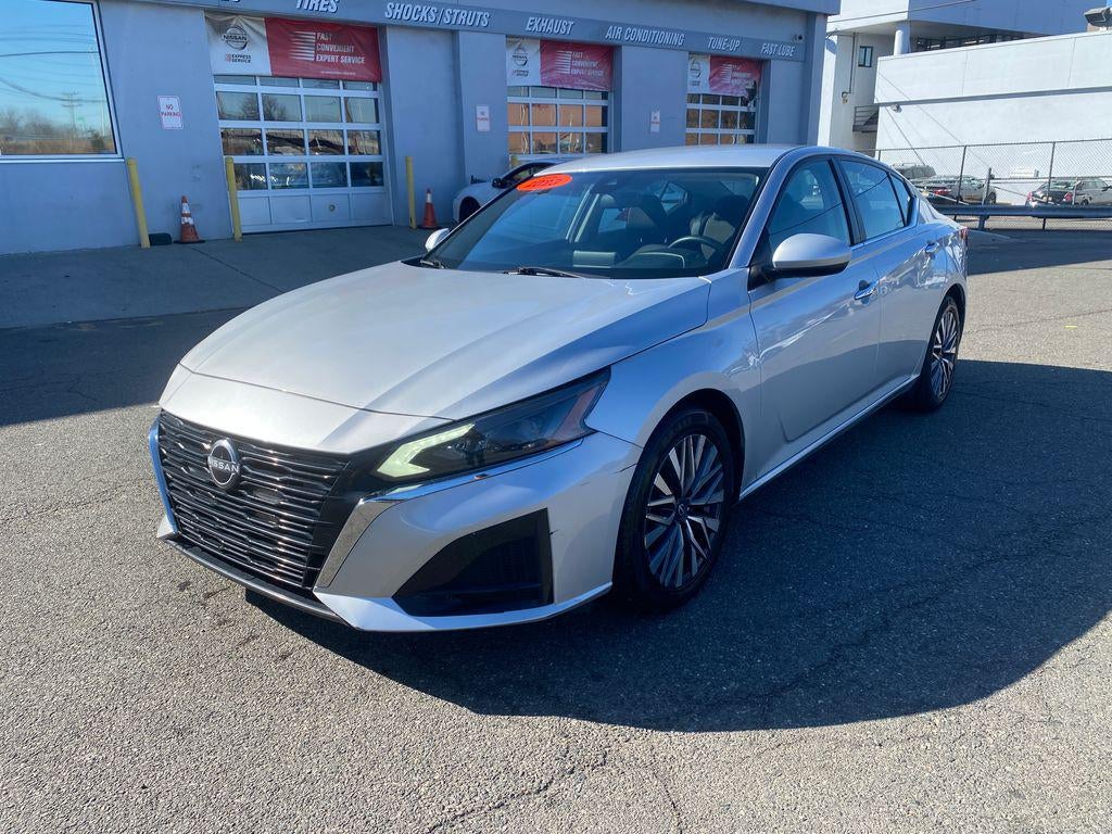 2023 Nissan Altima SV FWD