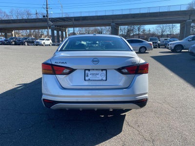 2023 Nissan Altima SV FWD