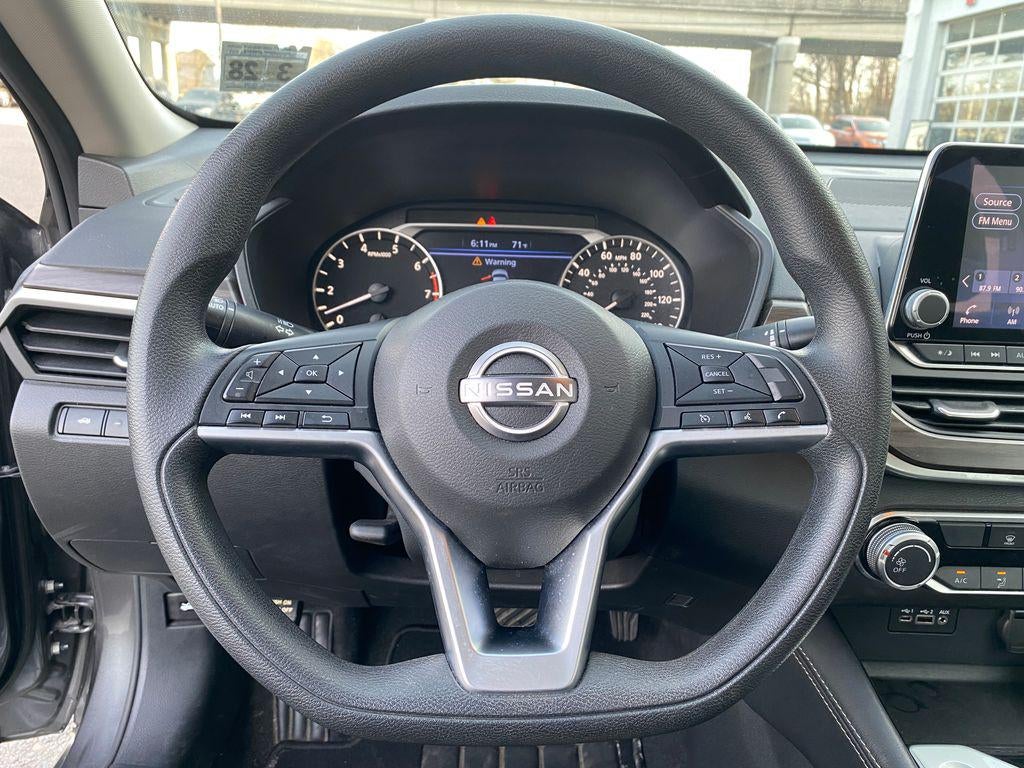 2023 Nissan Altima SV FWD