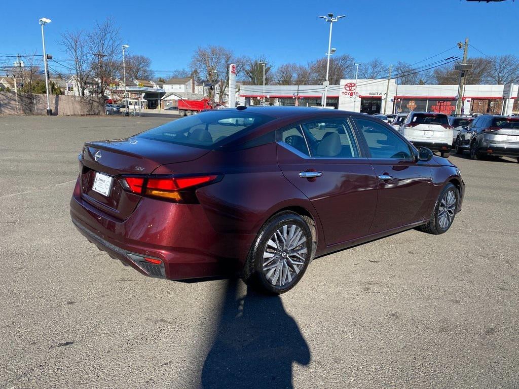 2024 Nissan Altima SV FWD