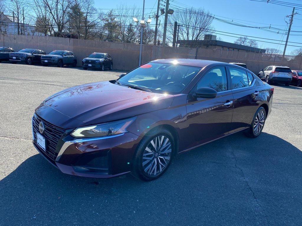 2024 Nissan Altima SV FWD