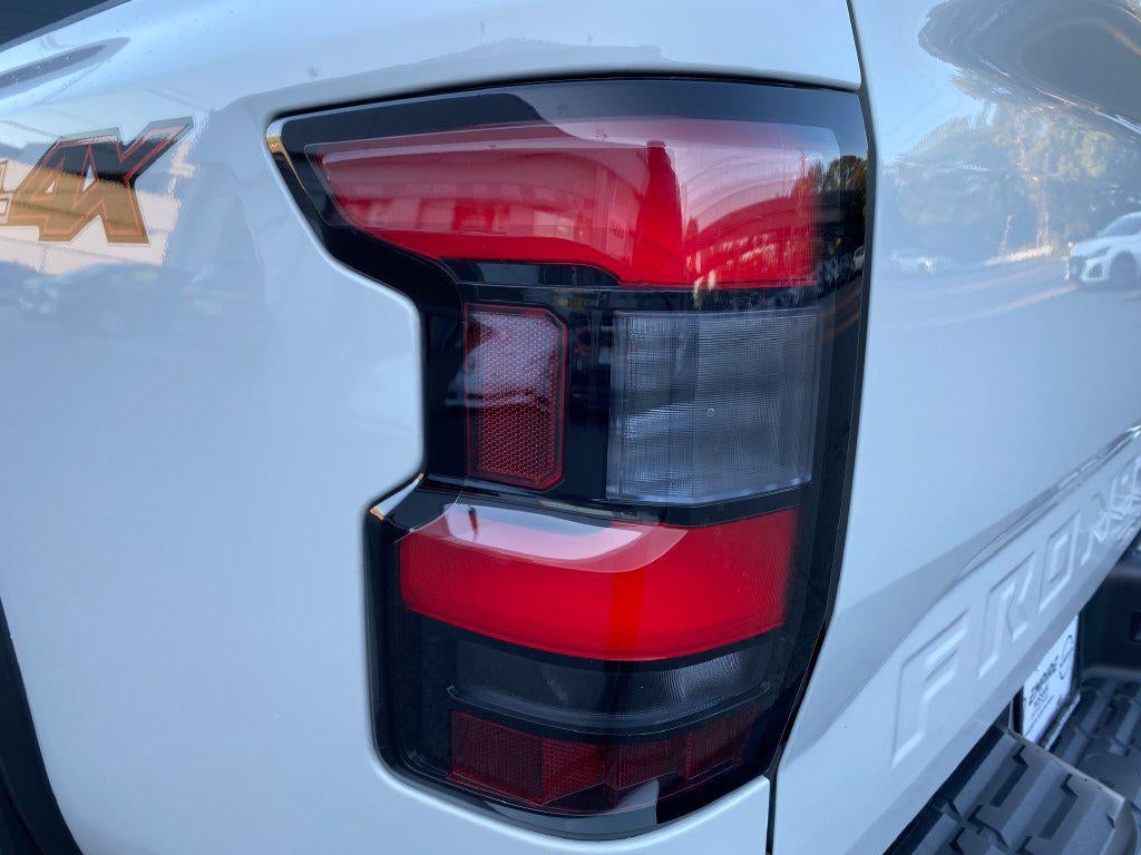 2024 Nissan Frontier Crew Cab PRO-4X 4x4