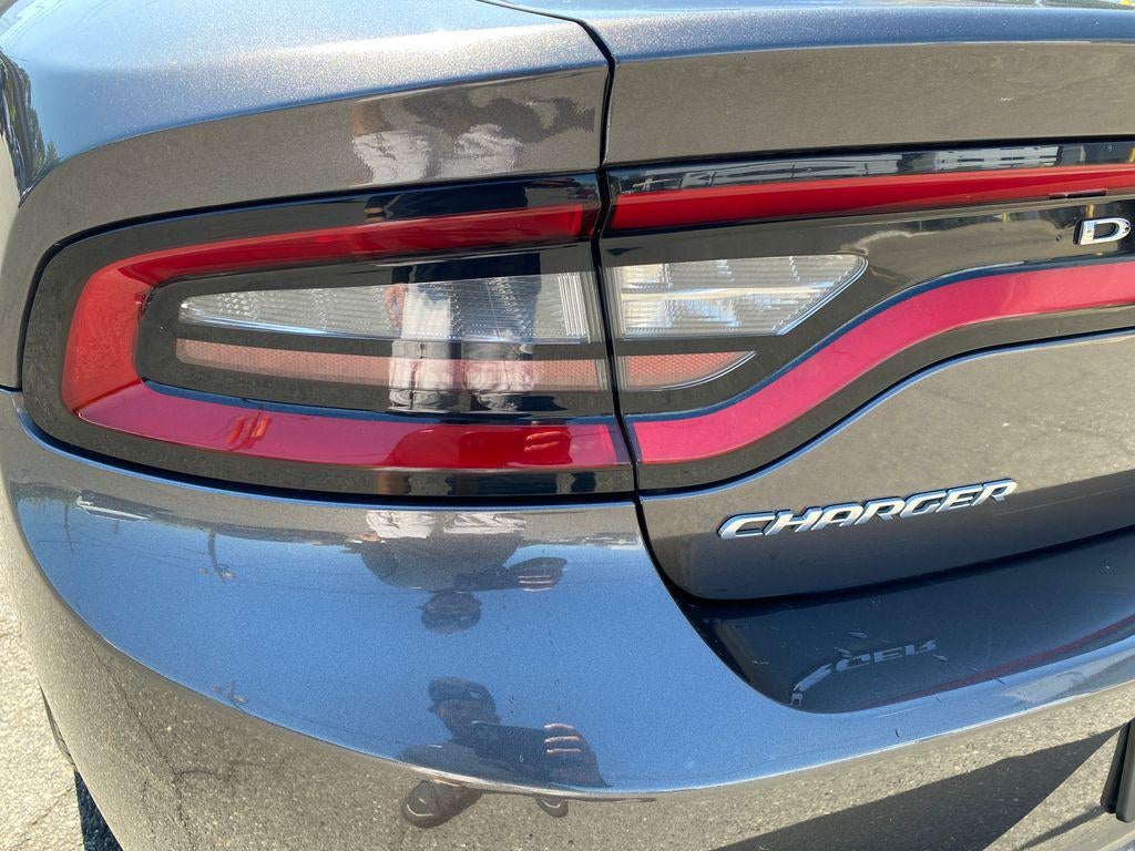 2017 Dodge Charger SXT RWD