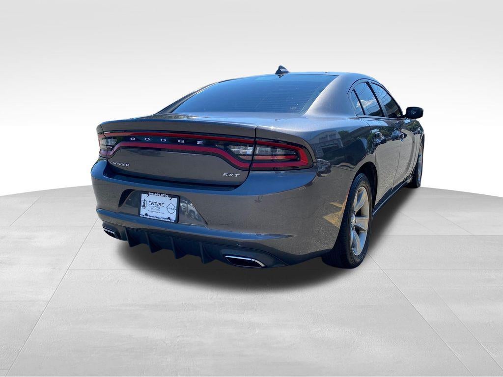 2017 Dodge Charger SXT RWD
