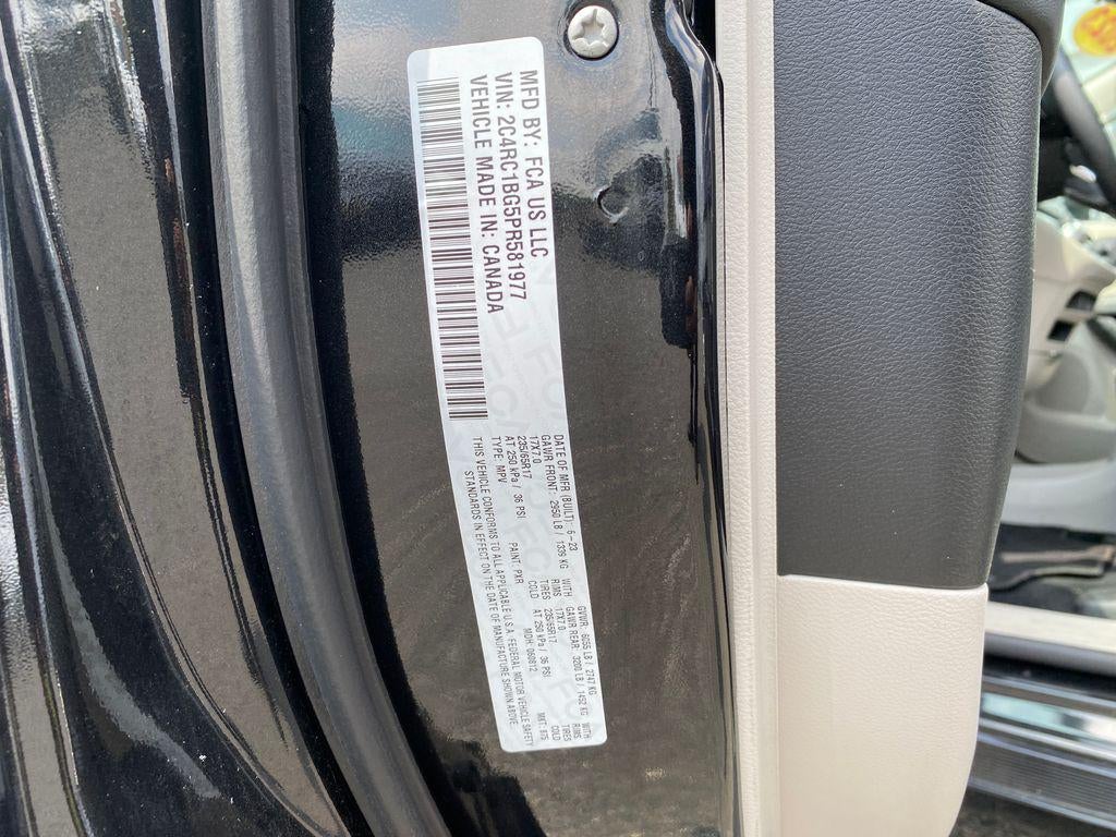 2023 Chrysler Pacifica Touring L