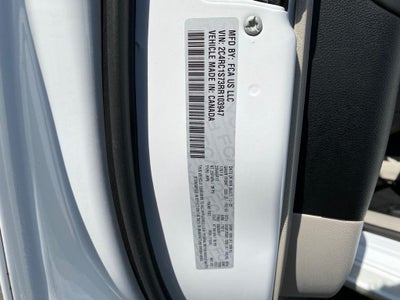 2024 Chrysler Pacifica Hybrid Select
