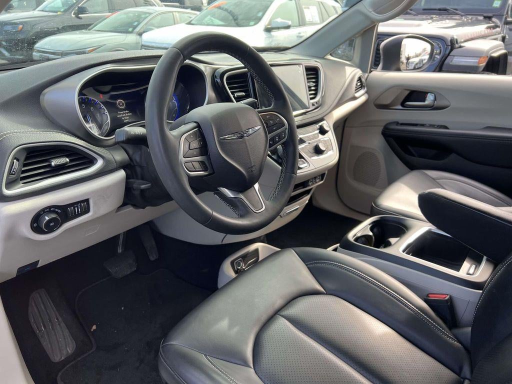 2023 Chrysler Pacifica Touring L AWD