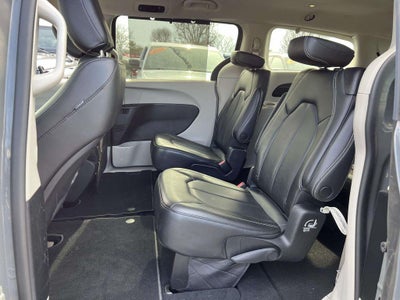 2023 Chrysler Pacifica Touring L AWD