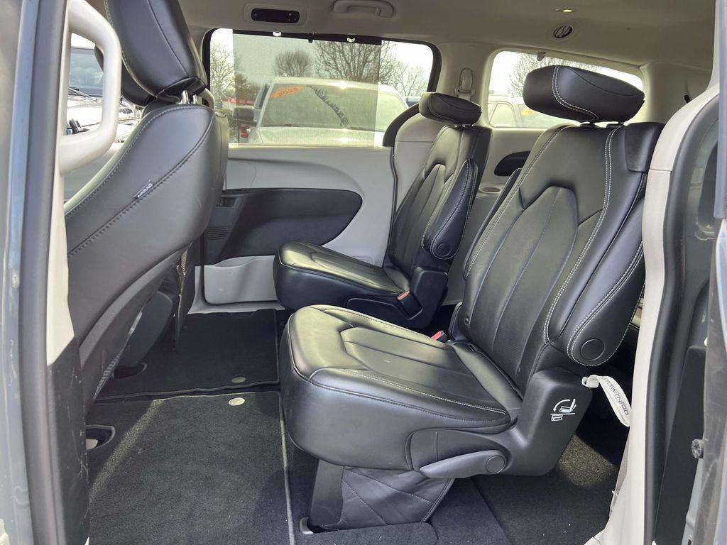 2023 Chrysler Pacifica Touring L AWD