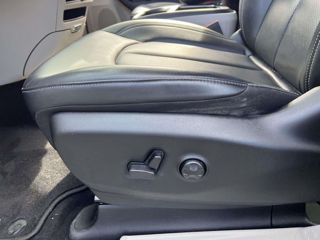 2023 Chrysler Pacifica Touring L AWD