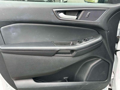 2023 Ford Edge SE
