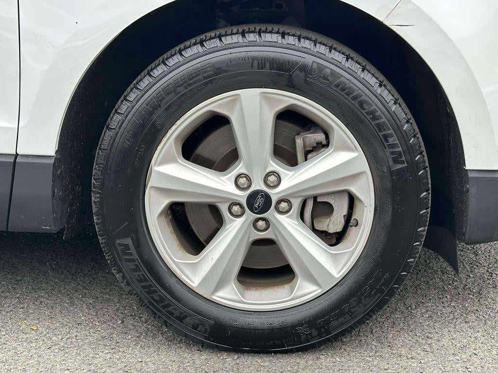 2023 Ford Edge SE