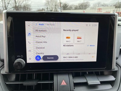 2025 Toyota RAV4 XLE