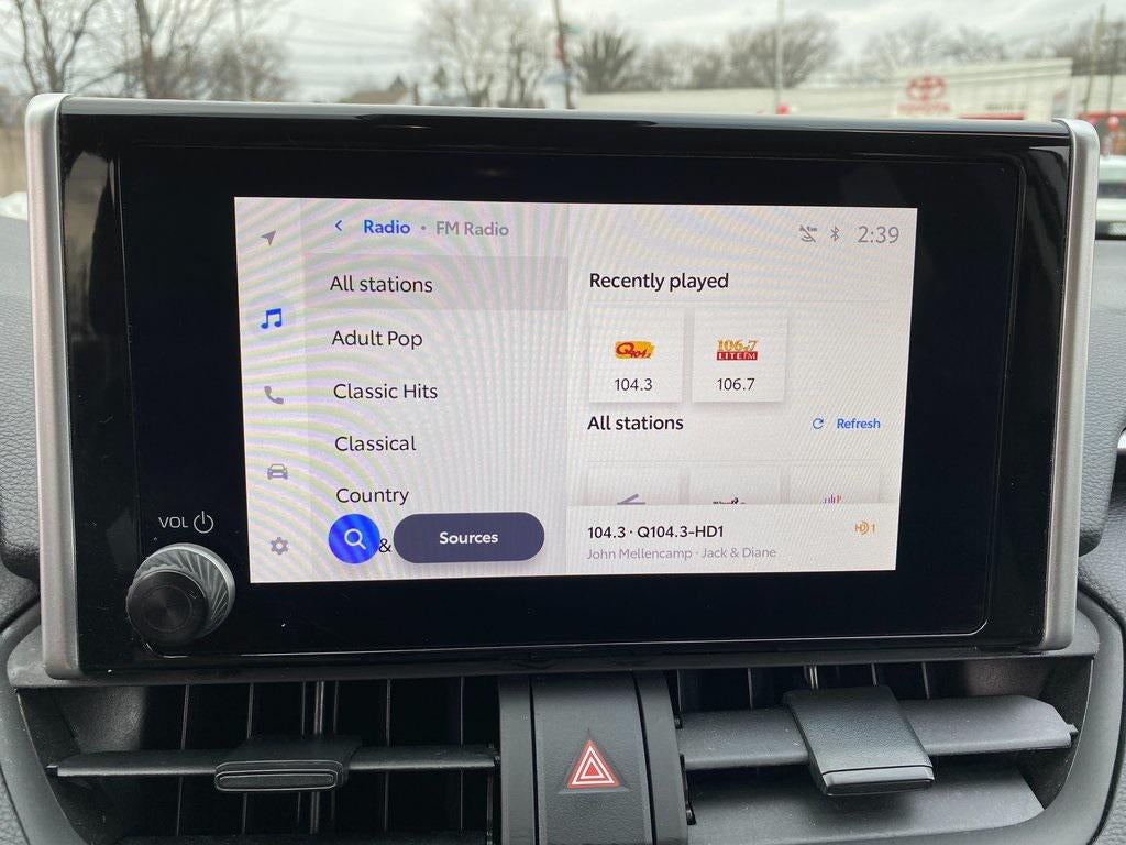 2025 Toyota RAV4 XLE