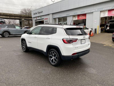 2024 Jeep Compass Latitude 4x4