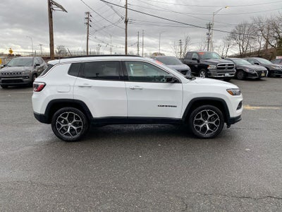 2024 Jeep Compass Latitude 4x4