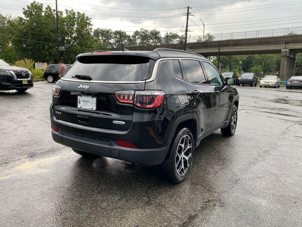 2024 Jeep Compass Latitude 4x4