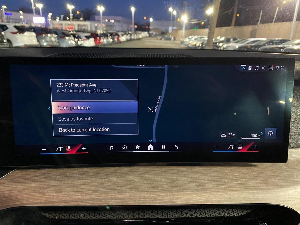 2025 BMW 330i xDrive