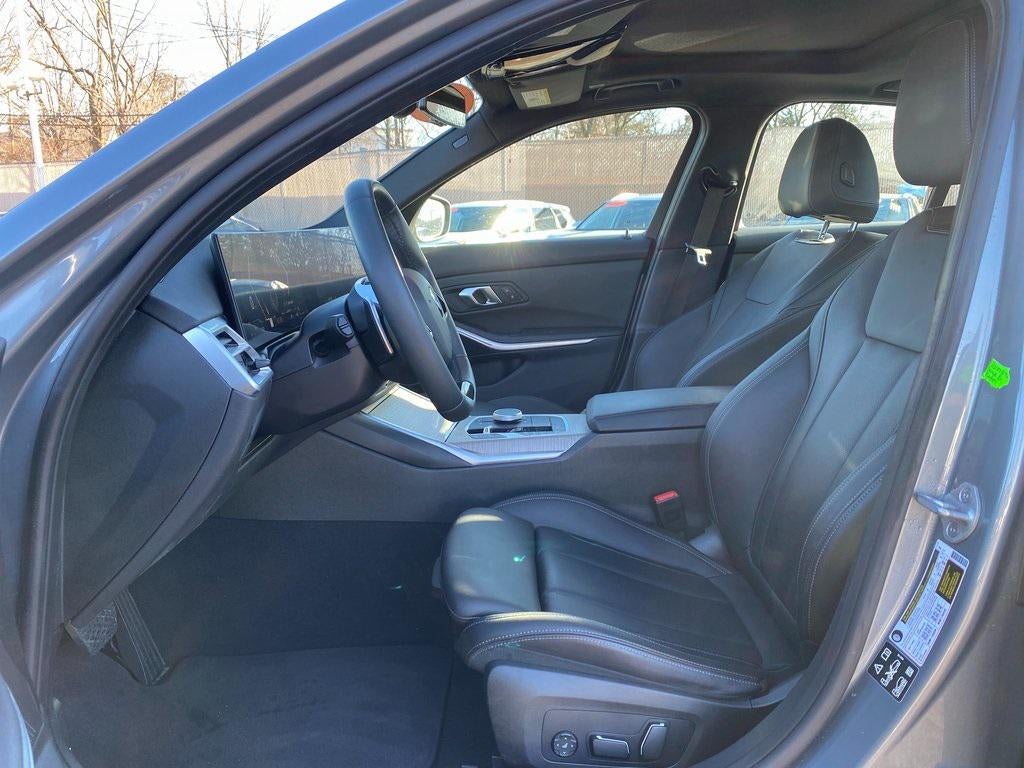 2025 BMW 330i xDrive