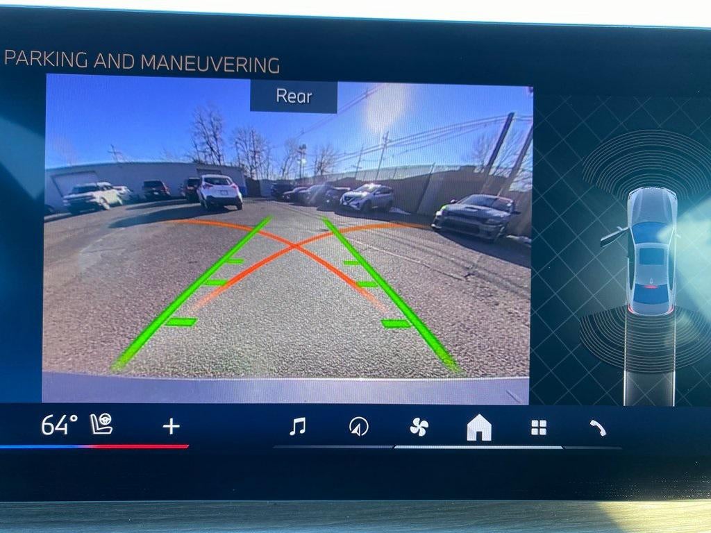 2025 BMW 330i xDrive