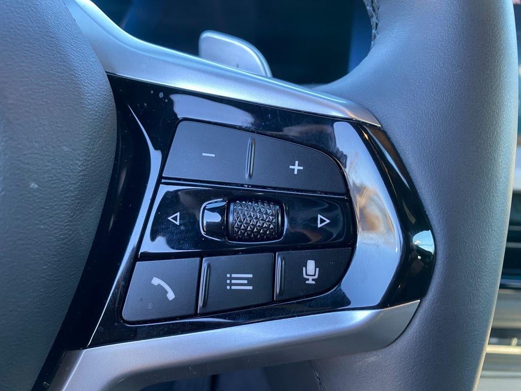 2025 BMW 330i xDrive