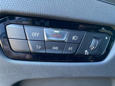 2025 BMW 330i xDrive