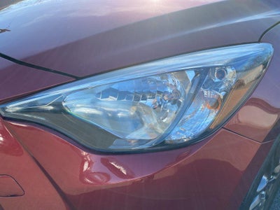 2019 Toyota Yaris Sedan LE