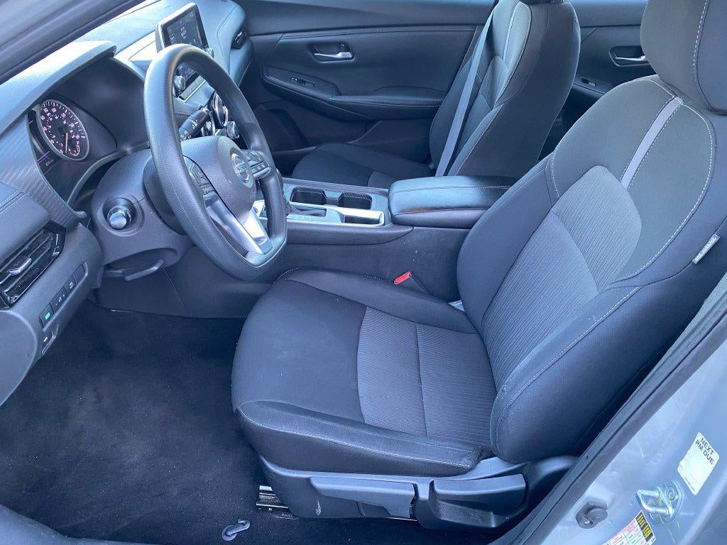 2023 Nissan Sentra SV Xtronic CVT