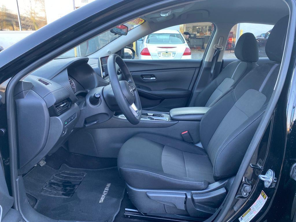 2024 Nissan Sentra SV Xtronic CVT