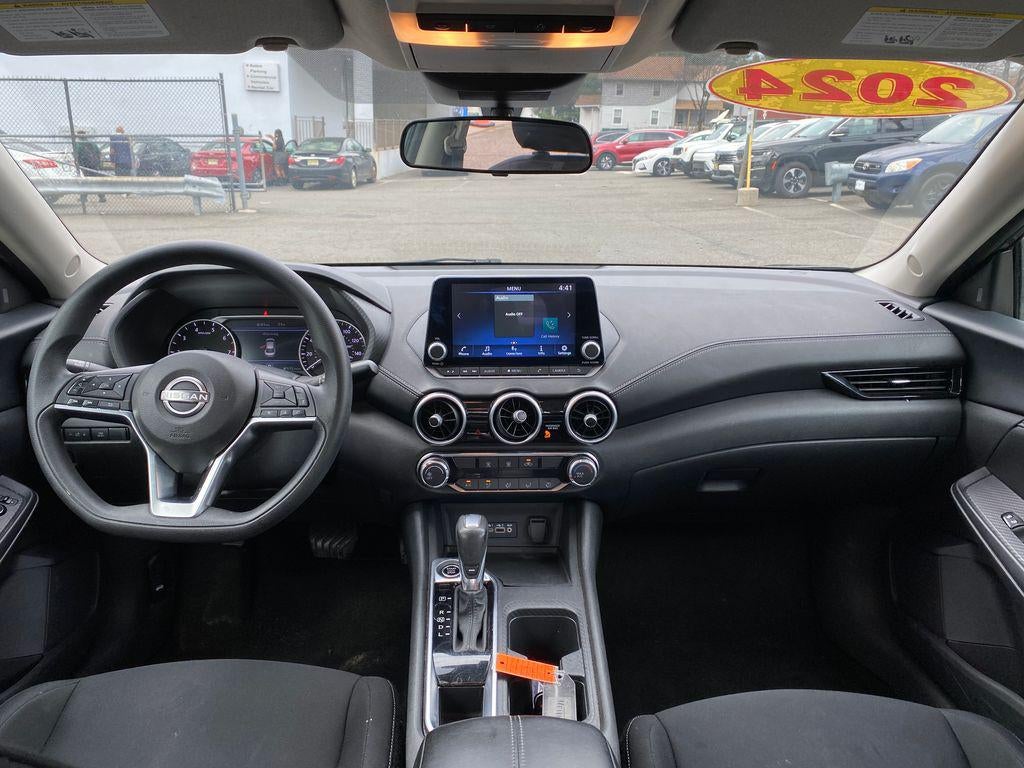 2024 Nissan Sentra SV Xtronic CVT