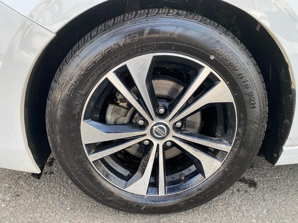 2021 Nissan Sentra SV Xtronic CVT