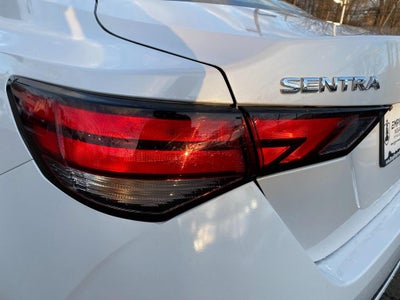 2022 Nissan Sentra SV Xtronic CVT