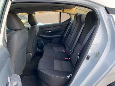 2022 Nissan Sentra SV Xtronic CVT