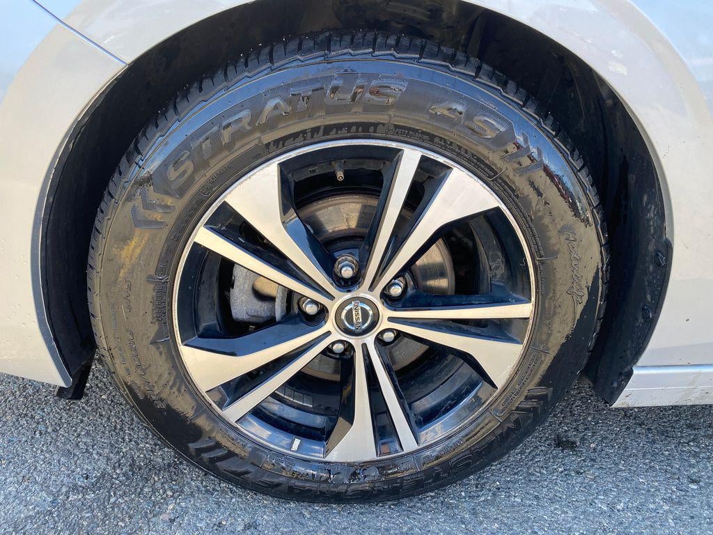 2023 Nissan Sentra SV Xtronic CVT