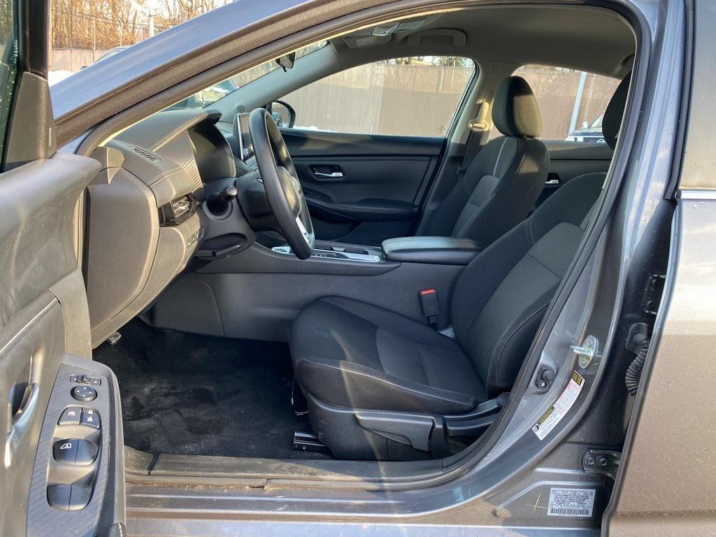 2023 Nissan Sentra SV Xtronic CVT