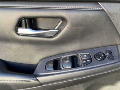 2023 Nissan Sentra SV Xtronic CVT