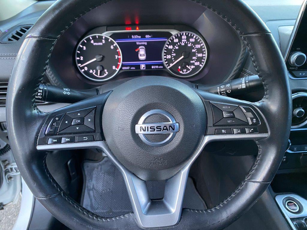 2021 Nissan Sentra SV Xtronic CVT