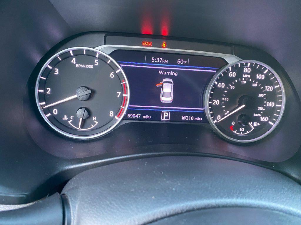 2021 Nissan Sentra SV Xtronic CVT