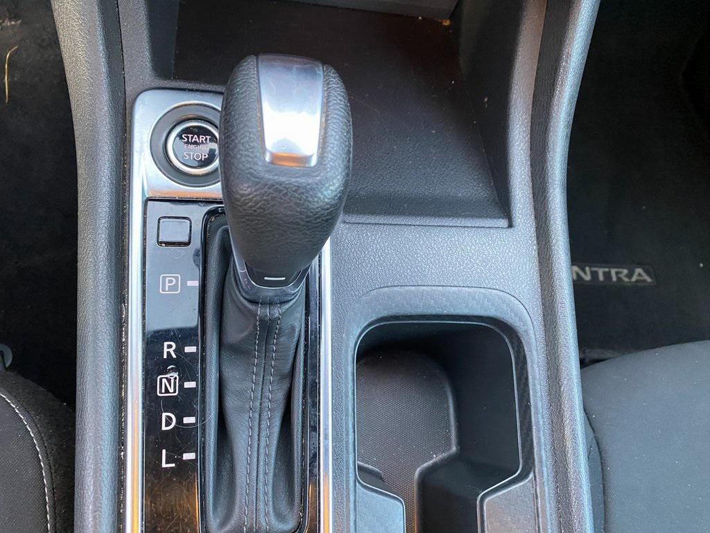 2022 Nissan Sentra SV Xtronic CVT