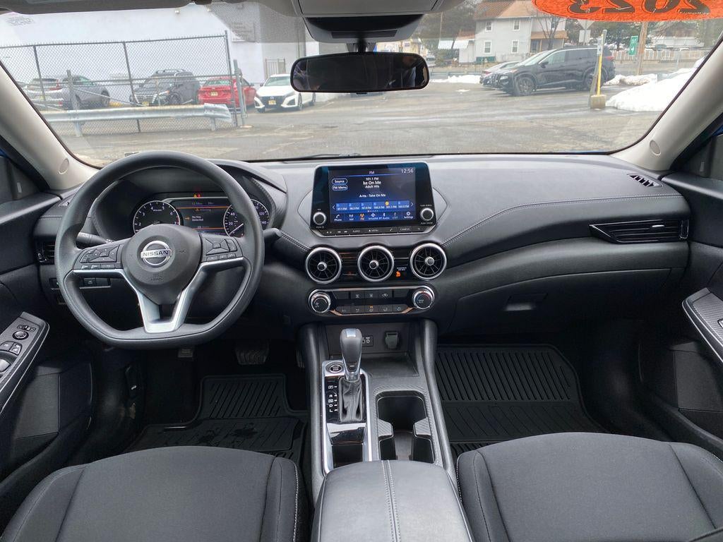 2023 Nissan Sentra SV Xtronic CVT