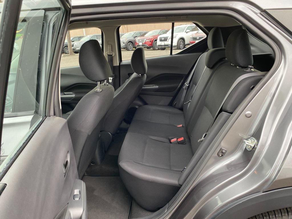 2024 Nissan Kicks S Xtronic CVT