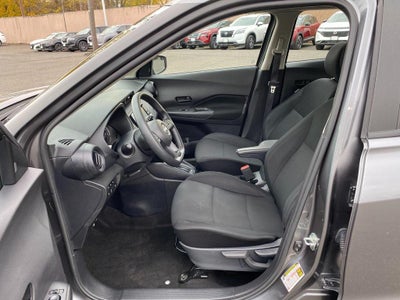 2024 Nissan Kicks S Xtronic CVT